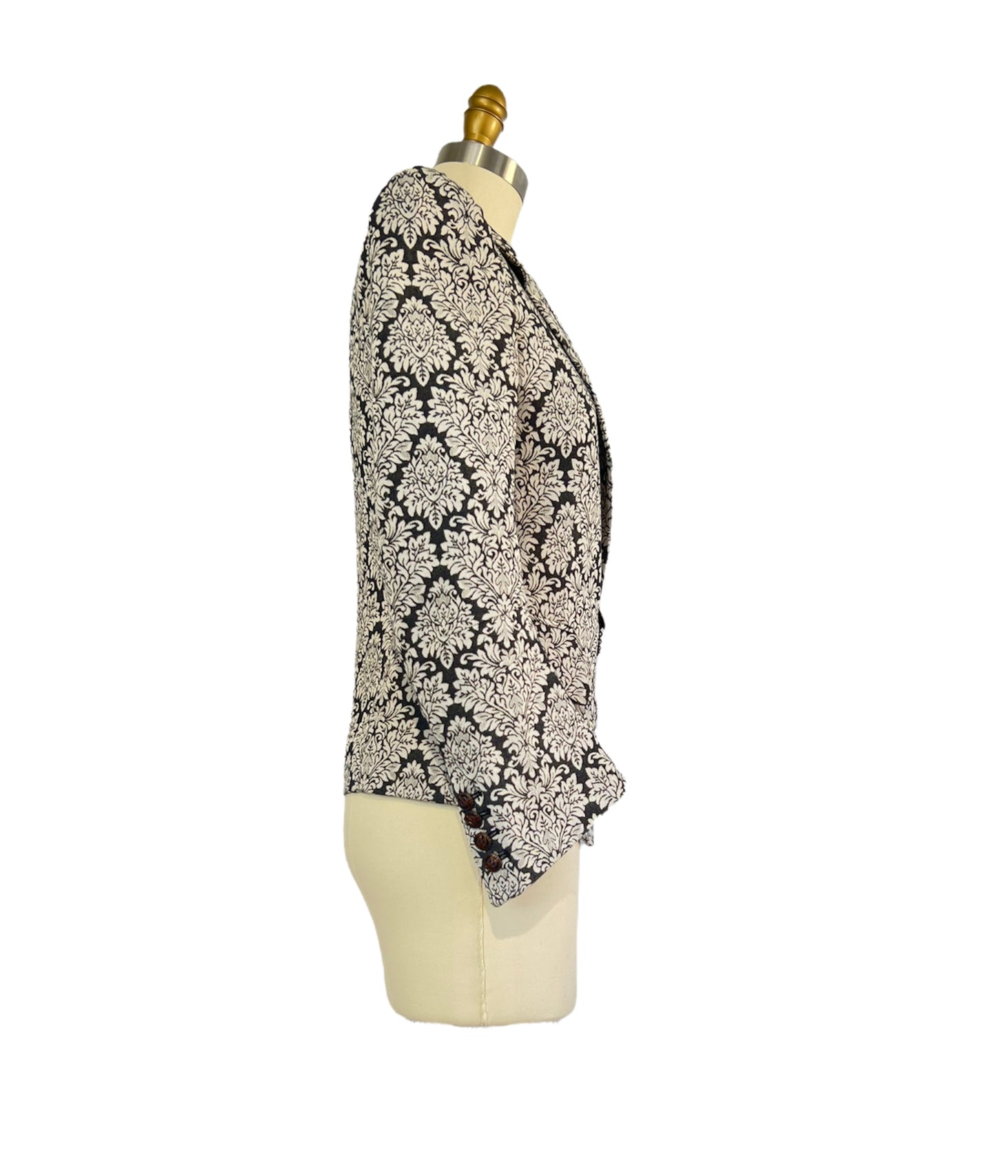Jacquard black and white blazer